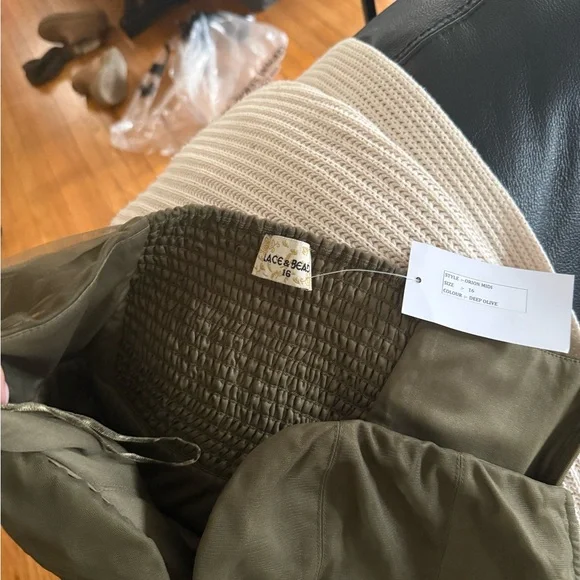 Elegant Strapless Olive Dress - Picture 8 of 10